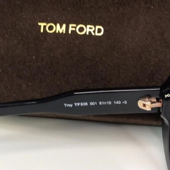 100% - New Authentic Tom Ford Troy TF836 Sunglasses – NWT - Picture 13 of 13